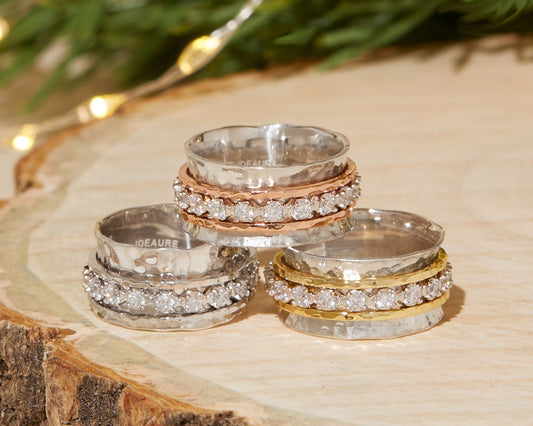 Your Complete Holiday Jewelry Style Guide: Effortless Elegance for Every Celebration