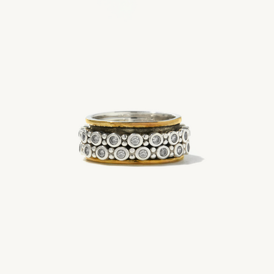 Jelia Spinner Ring